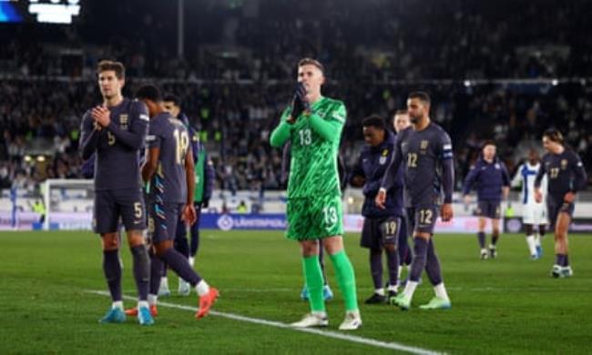 Dean Henderson applaud the away fans after the Nations League match between Finland and England