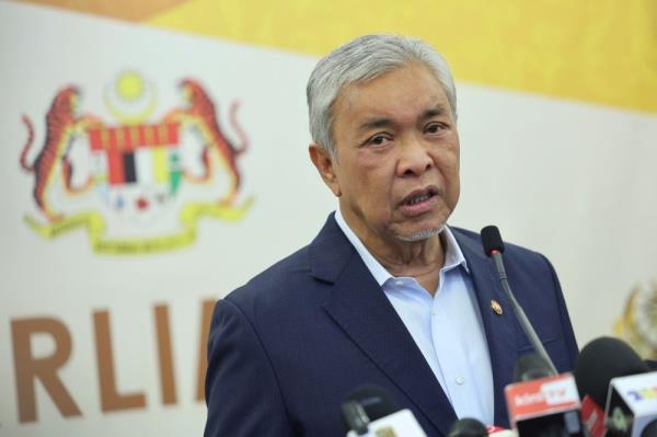 DPM Zahid: 12MP to benefit all; balancing physical, spiritual happiness 