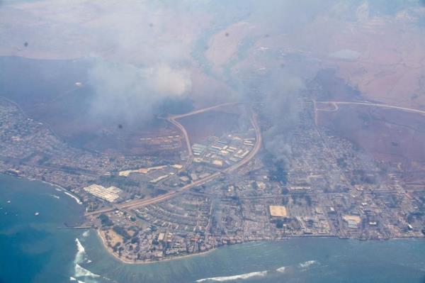 夏威夷毛伊岛度假小镇拉海纳遭野火破坏，至少36人死亡