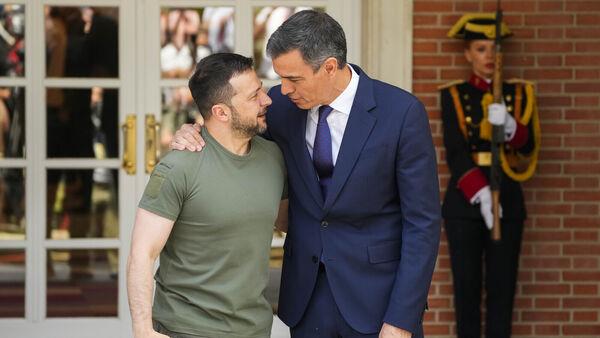 Zelenskyy visits Spain in pursuit of weapons for Ukraine to fight Russia with