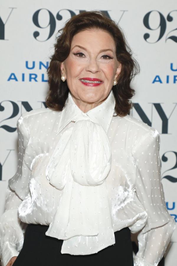 Kelly Bishop played Baby's mom in "Dirty Dancing" before she starred in "The Gilmore Girls."