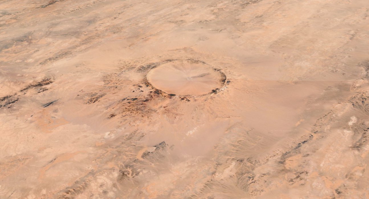 Tenoumer crater