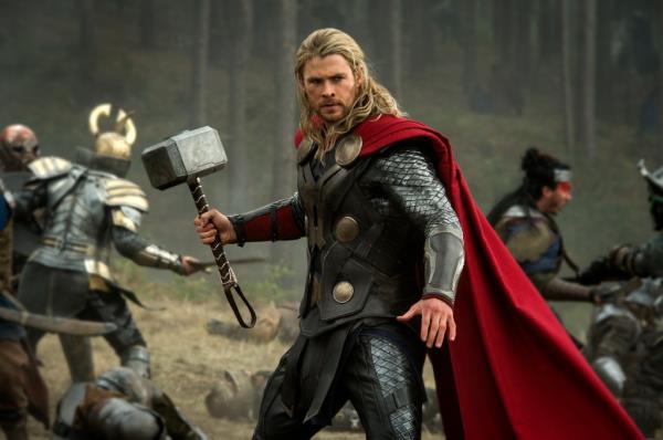 Chris Hemsworth in "Thor: The Dark World"