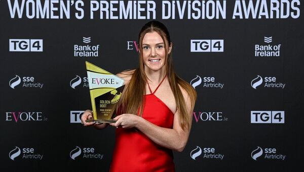 GOLDEN BOOT AWARD: Dana Scheriff of Athlone Town with the EVOKE.ie Golden Boot award. Pic: Stephen McCarthy/Sportsfile