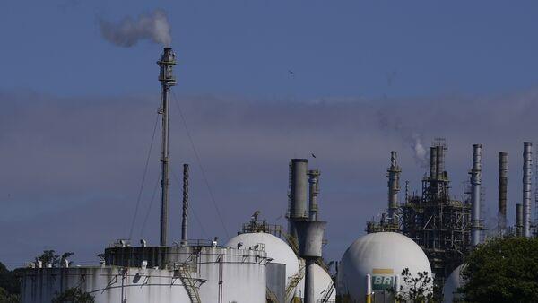 50 oil companies pledge to reach near-zero methane emissions by 2030