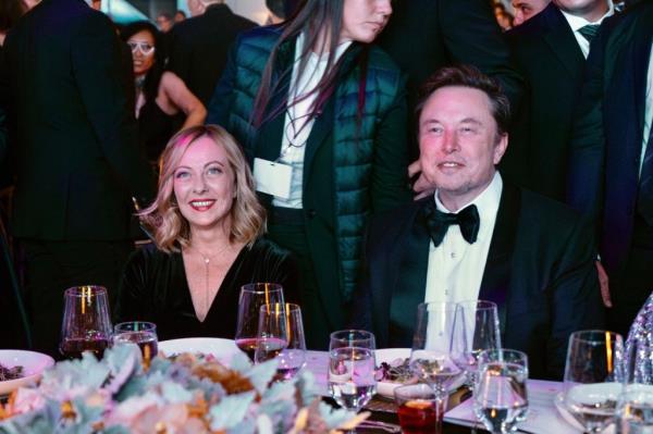 Musk and Meroni