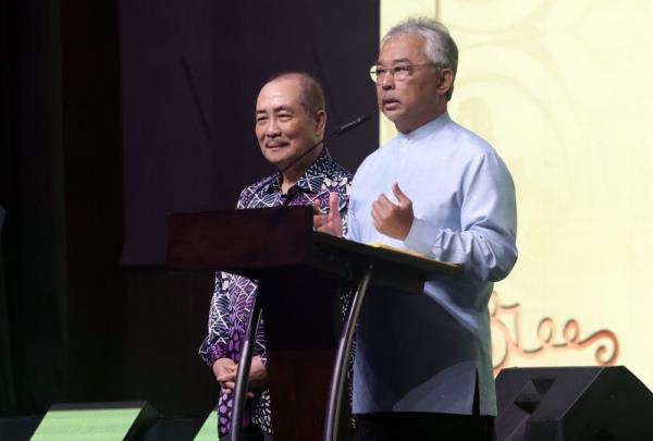 Agong: Sabah needs political stability, unity to ensure state’s progress