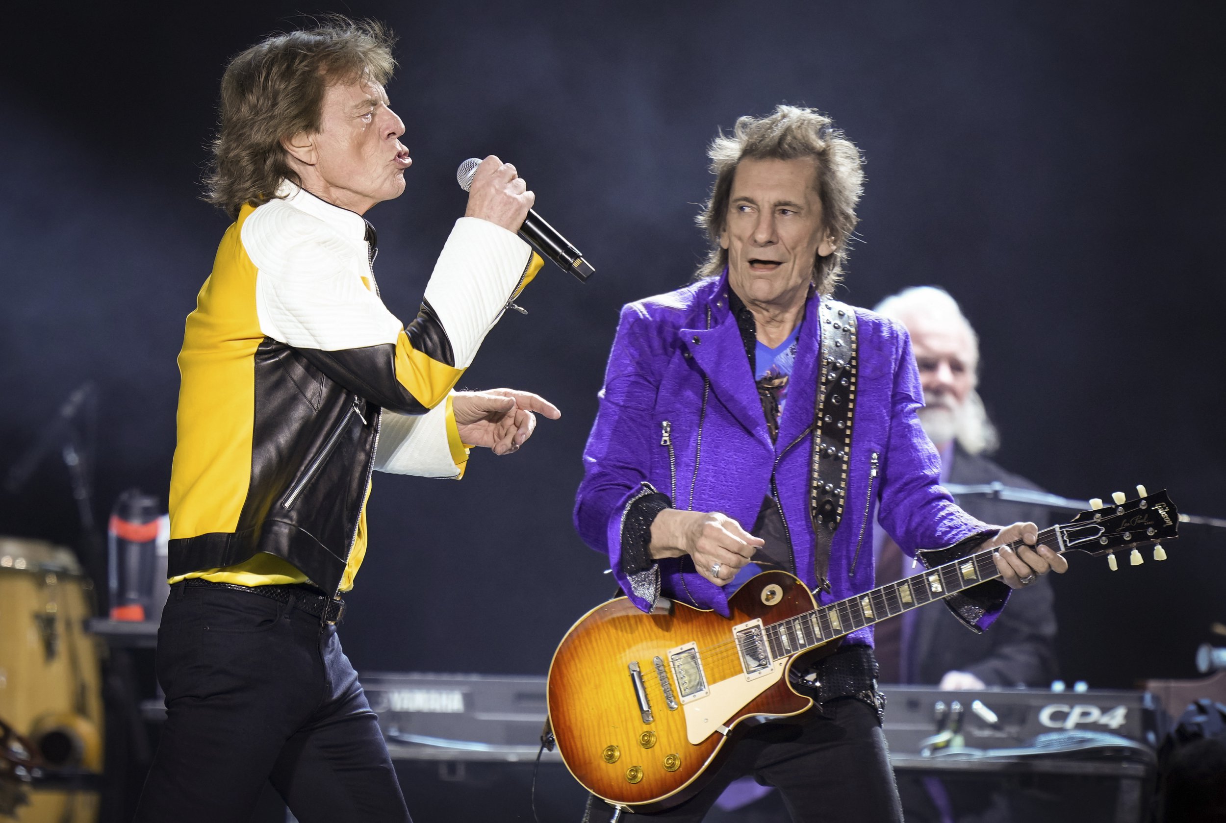 Mick Jagger and Ronnie Wood performing as the Rolling Stones