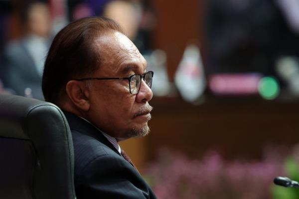 PM Anwar: Zahid’s DNAA cannot be debated in special Parliament sitting 