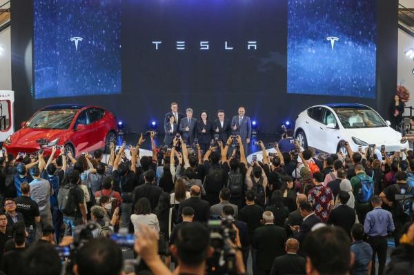 特斯拉在马来西亚推出首款电动Model Y SUV，交付将于2024年初开始