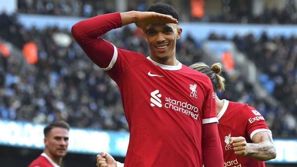 Trent Alexander-Arnold strikes to earn Liverpool a big point at Man City