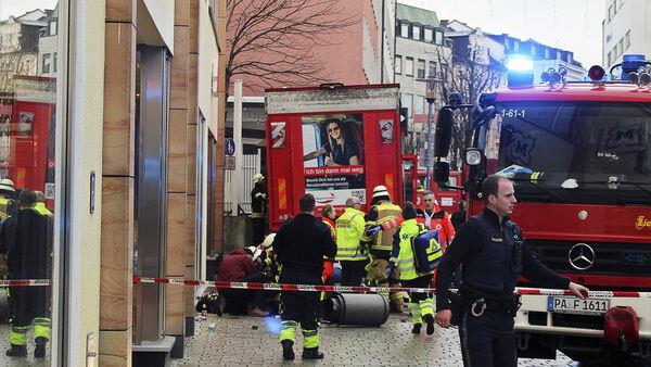 Mother and daughter dead after truck hits several people in southern German city