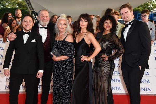  Joshua Richards, Louise Jameson, Roxy Shahidi, Martelle Edinborough, James Chase and Ash Palmisciano 28th National Television Awards