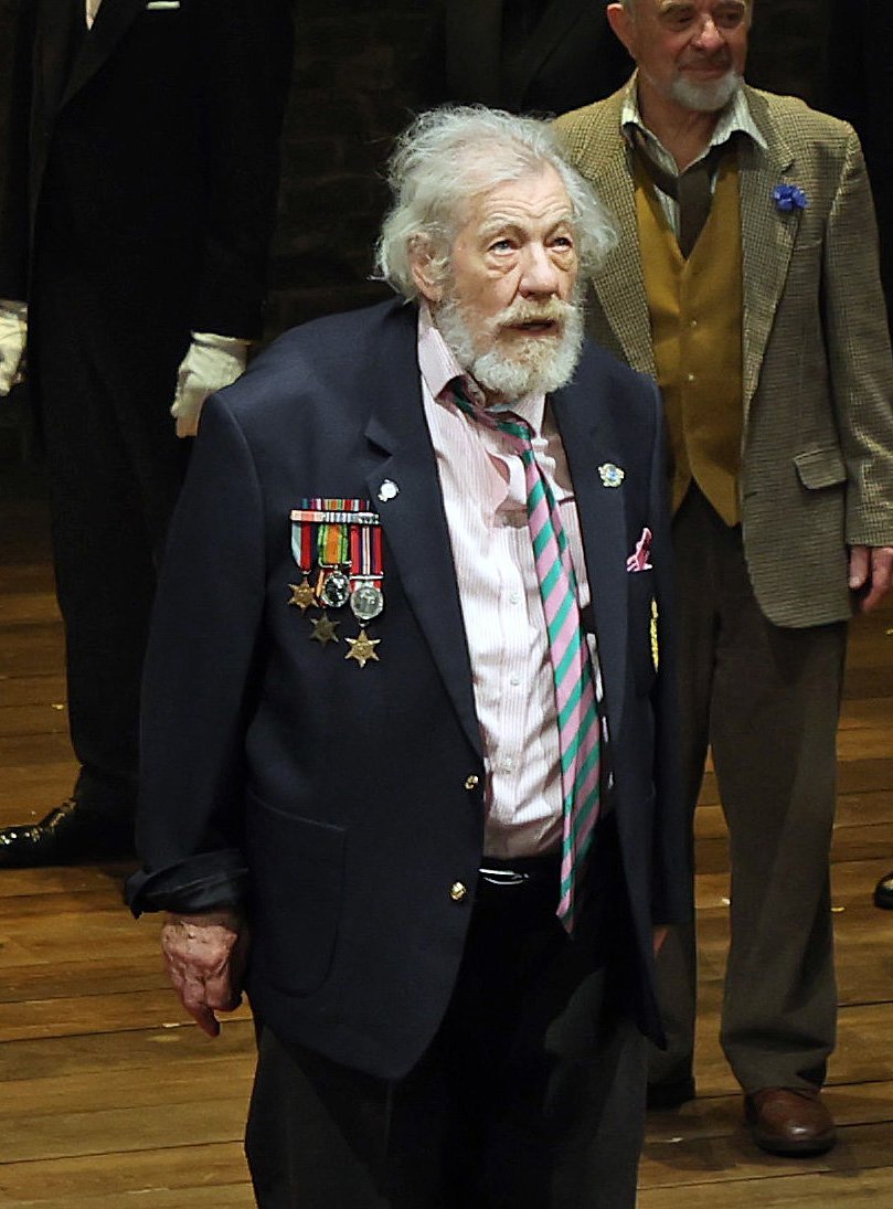 Sir Ian McKellen bows at the curtain call during the press night performance of Player Kings at the Noel Coward Theatre