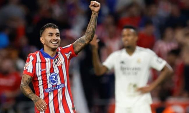 Ángel Correa celebrates the equaliser