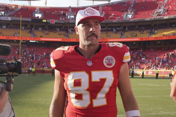 Travis Kelce at a Chiefs preseason game in Kansas City on Aug. 17, 2024.