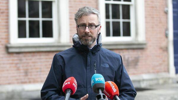 Integration Minister Roderic O’Gorman has proposed to offer newly arrived Ukrainians just 90 days of State accommodation before they have to find their own place to live.