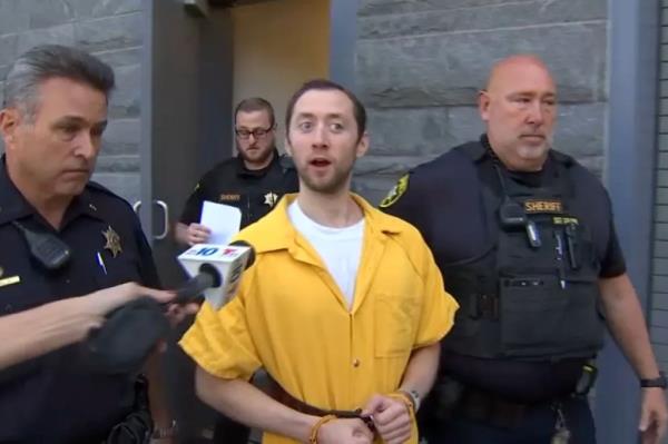 Justin Mohn claimed that he had to kill his father because he "betrayed" him by working for the federal government.