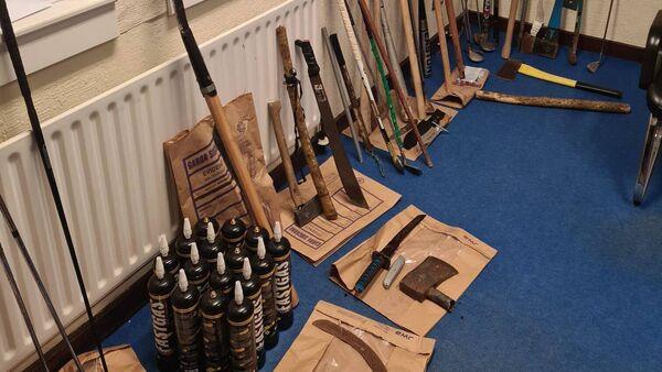 Three charged as gardaí seize slash hooks and machetes in North Cork
