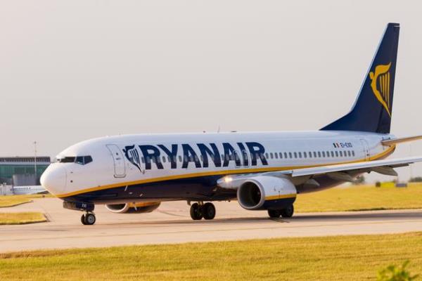 RyanAir Plane