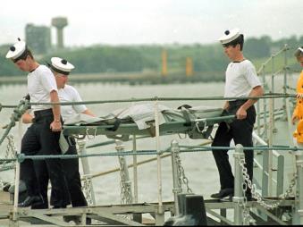 Irish sailors and rescue workers carry ashore the body of one of the 329 victims of the Air India jumbo jet which crashed in the Atlantic Ocean near Cork, Ireland June 24, 1985 after a bomb planted by Khalistani operatives exploded as it flew over the Irish coast from Canada on June 23, 1985. (IMAGE: REUTERS FILE)