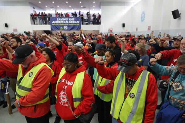 Striking workers and supporters attend a rally at UAW Local 551, 13550 S. Torrence Ave., Saturday, Oct. 7, 2023, in Chicago.
