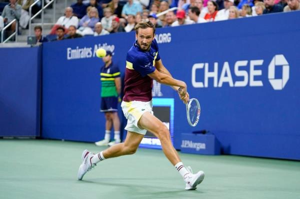 Medvedev survives ‘Aussie’ late night scare to advance at US Open