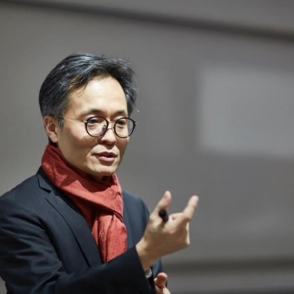 Youngjin Yoo