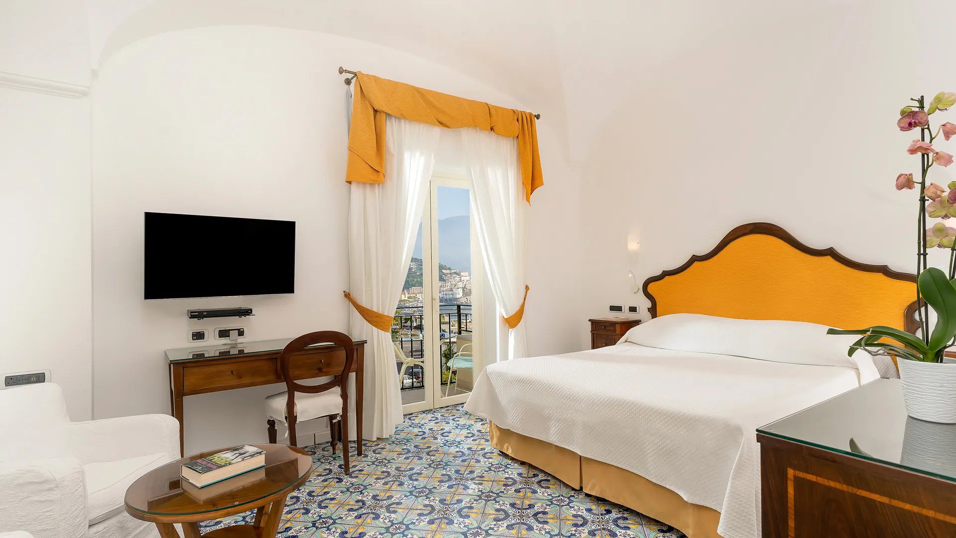 Hotel Santa Caterina, partial sea view room