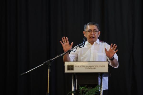 Domestic trade minister hits out at Opposition over price hike claims