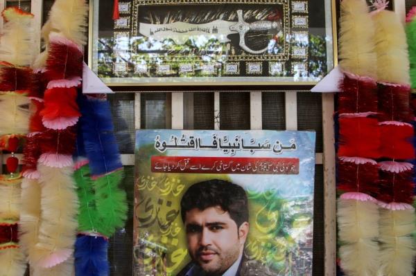 Pakistani man shot dead after blasphemy accusation, family says cop forgiven ‘in the name of God’ while tribal elders disown him