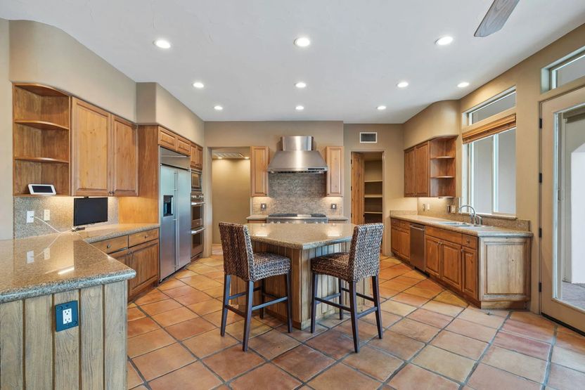 Realtor.com - Mickey Thomas 2