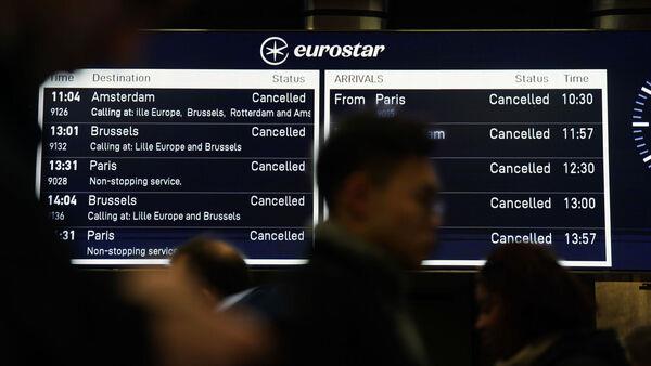 Eurostar passengers stranded ahead of New Year following tunnel floods