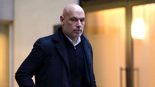 Howard Webb urges VAR to intervene on soft penalties
