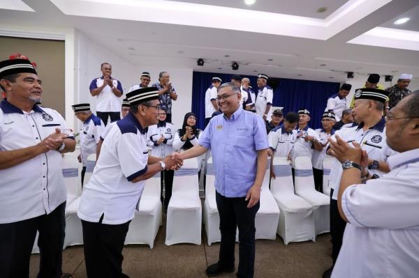 Home Ministry to study methods to manage retired policemen, says deputy minister