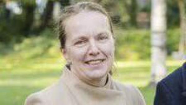 尽管由于covid而提取金额大幅下降，但Olive McCarthy博士表示，自那时起，从ATM机提取的金额仍然稳定，“因此任何有关下降的说法可能被夸大了”.