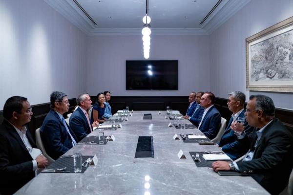 No issue with political stability, this is right time to invest in Malaysia, PM Anwar assures foreign investors
