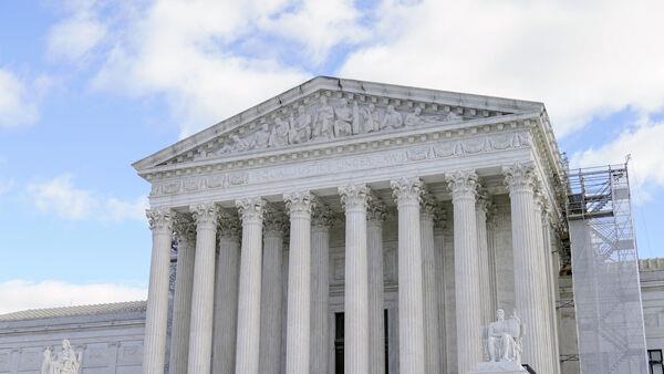 美国最高法院表示，不会立即接受特别检察官杰克·史密斯的请求，就前总统唐纳德·特朗普是否会因推翻2020年大选结果的行为而被起诉做出裁决。