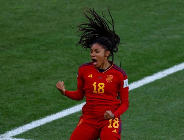 Paralluelo's extra time strike powers Spain into World Cup semis