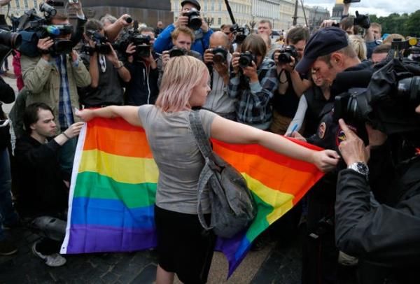 俄罗斯LGBTQ镇压