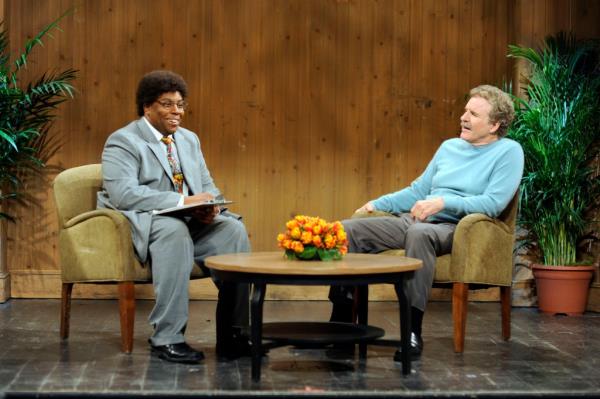 Kenan Thompson and Steve Martin in an "SNL" sketch on January 31, 2009.