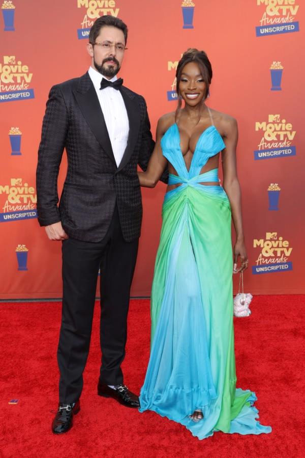 Jeff Lazkani and Chelsea Lazkani attend the 2022 MTV Movie and TV Awards.