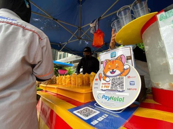 Malaysia’s first Shariah compliant payment service provider PayHalal helps small businesses unable to obtain ePayment gateways