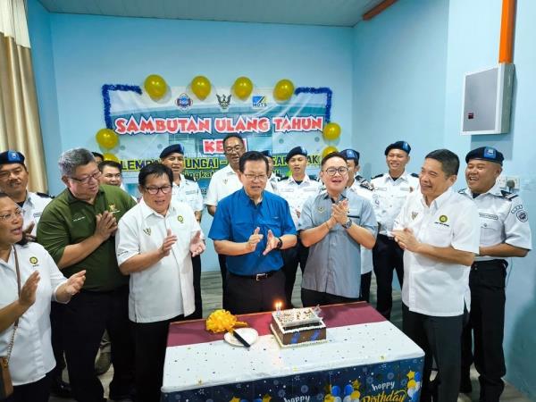 砂拉越部长透露交通总体规划研究，整合河流、海洋、陆地和空中各种交通方式，州部长表示