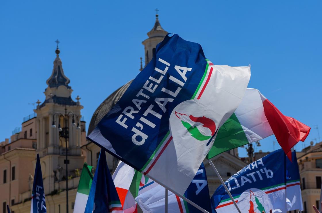 Fratelli d&#039;Italia党的旗帜在意大利罗马的一次活动中被看到。(盖蒂图片社)