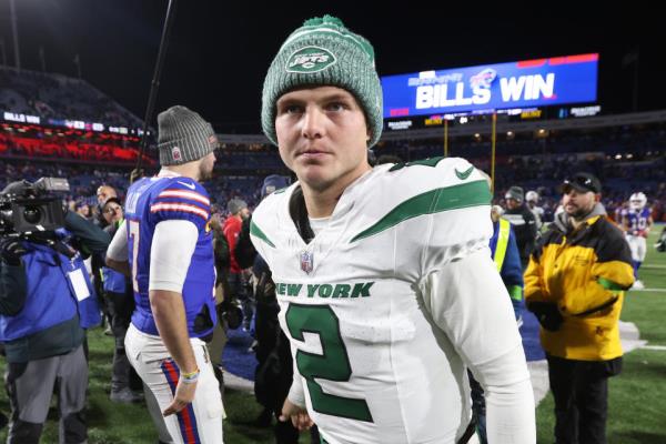 ORCHARD PARK, NEW YORK - NOVEMBER 19: Josh Allen #17 of the Buffalo Bills and Zach Wilson #2 of the New York Jets meet after the Bills beat the Jets 32-6 at Highmark Stadium on November 19, 2023 in Orchard Park, New York. (Photo by Bryan M. Bennett/Getty Images)