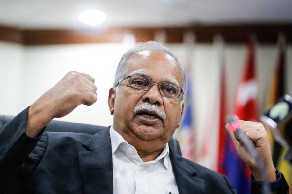 Ramasamy calls for PC at independent’s centre, triggers rumours of DAP exit