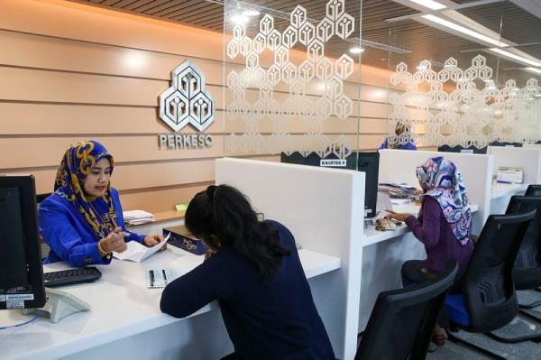 Socso introduces Malaysian standard on road traffic safety for gig workers