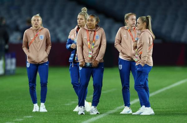 Clash of styles as England, Spain eye Women’s World Cup summit