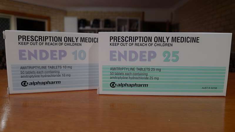 Microcrystalline cellulose soaks up amitriptyline to treat overdose